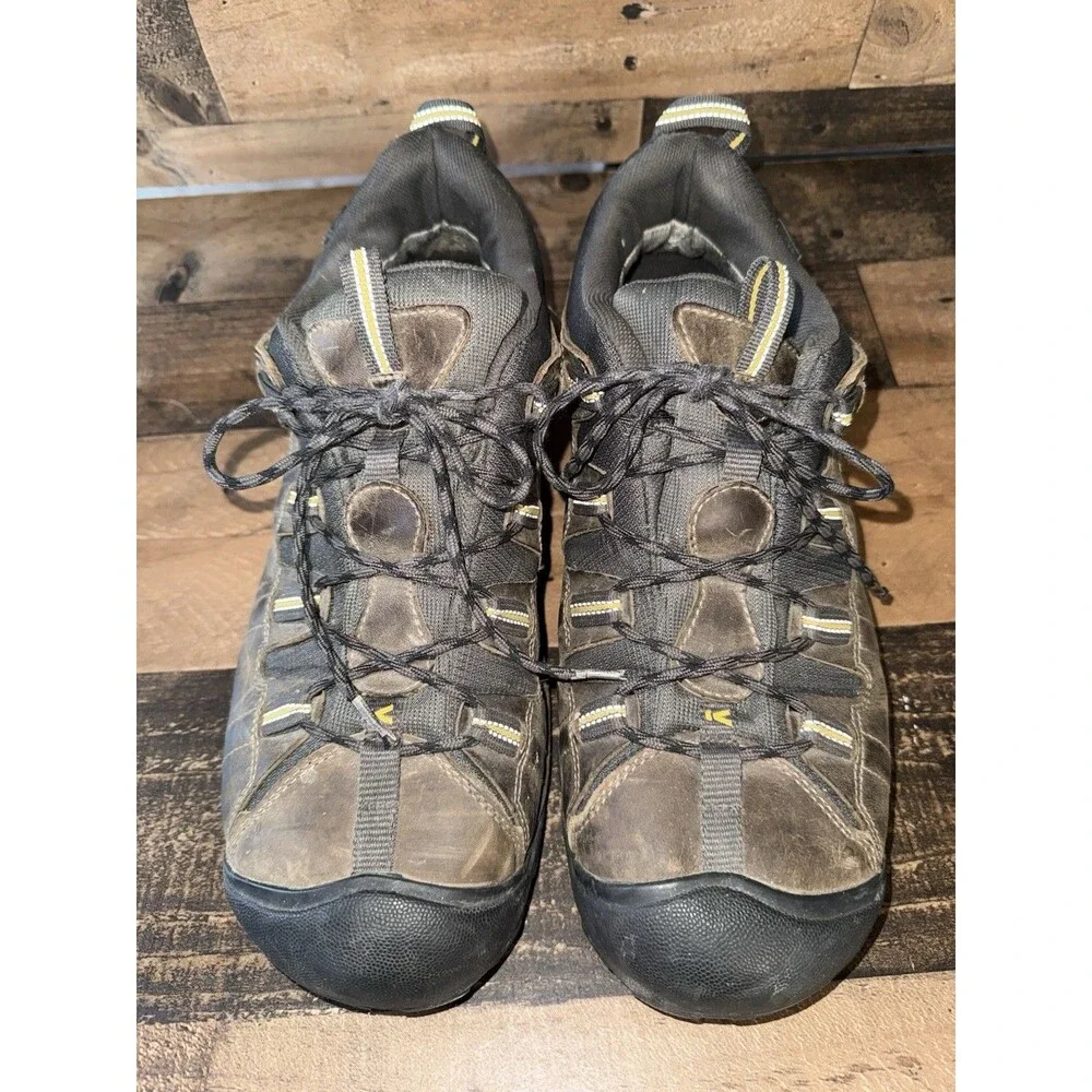 Keen Men’s Size 15 Low Top Hiking Shoes Boots Waterproof Leather